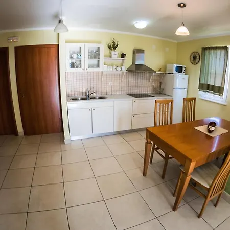 Captain's House * Pakoštane